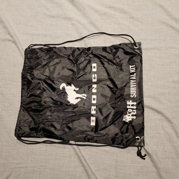 Bronco sasquatch shirt - Picture 5 of 5